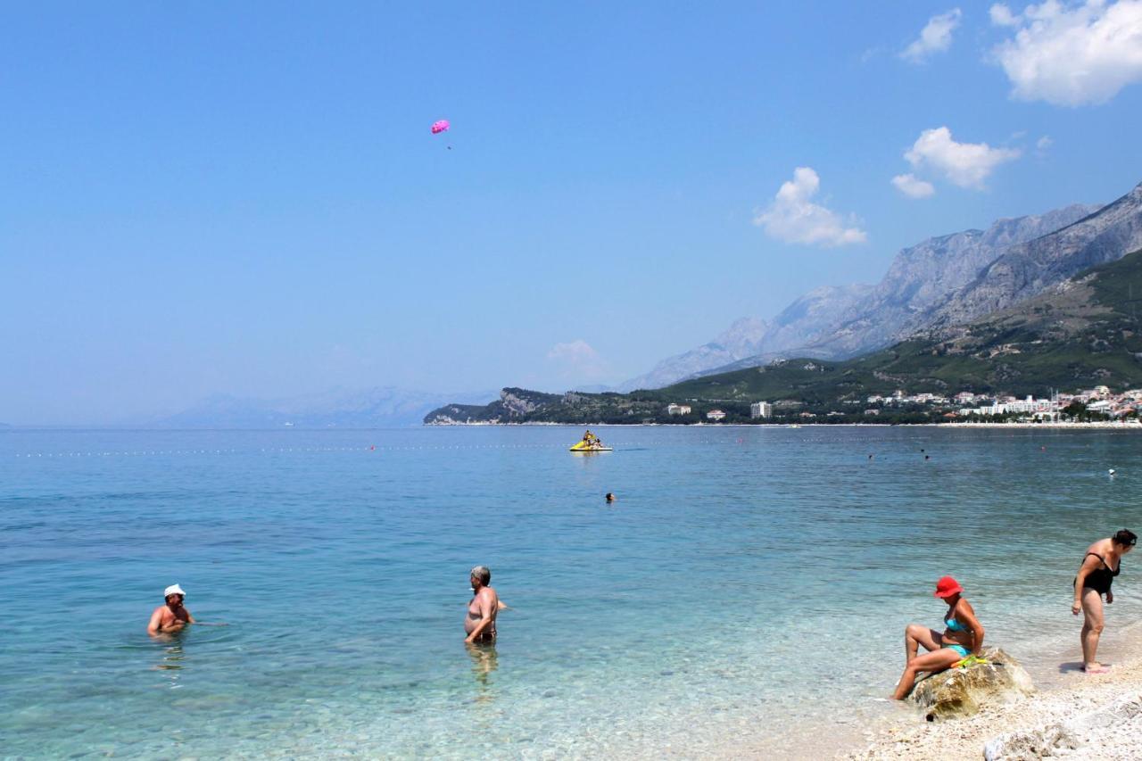 Apartments And Rooms With Parking Space Tucepi, Makarska - 6901 Dış mekan fotoğraf