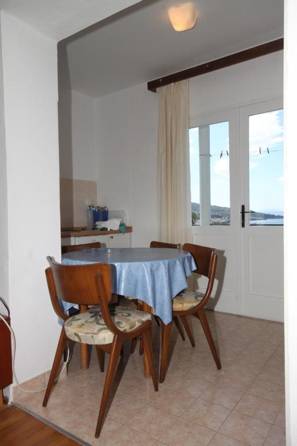 Apartments And Rooms With Parking Space Tucepi, Makarska - 6901 Dış mekan fotoğraf